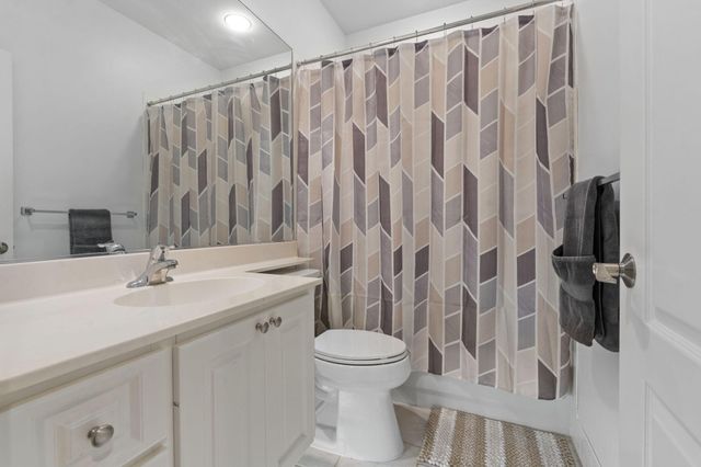 48 Live Oak Circle, Jupiter, FL 33469