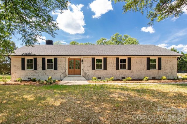 1108 Evans Mill Road, Pageland, SC 29728