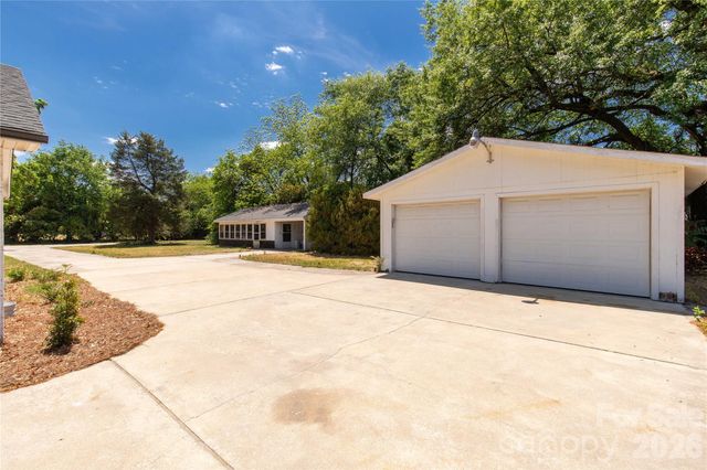 1108 Evans Mill Road, Pageland, SC 29728