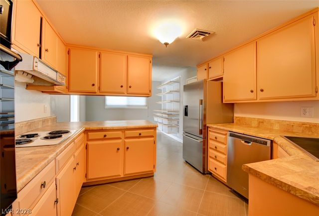 108 Hollyhock Lane, Las Vegas, NV 89107