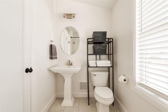 1717 Runway Boulevard, Oklahoma City, OK 73108