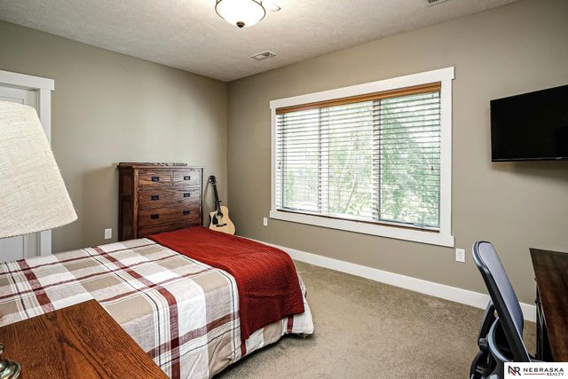 12319 Grebe Street, Omaha, NE 68142