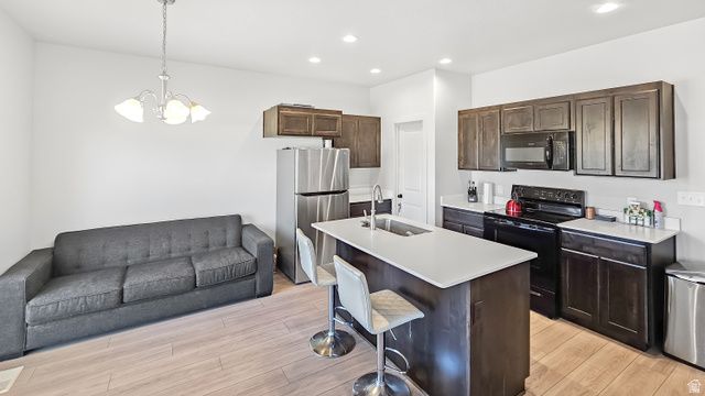 638 N OLD DR, Spanish Fork, UT 84660