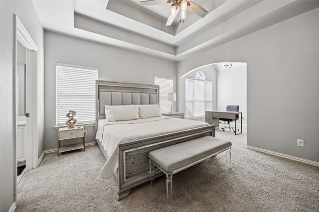 507 Mattie Lane, Lake Dallas, TX 75065