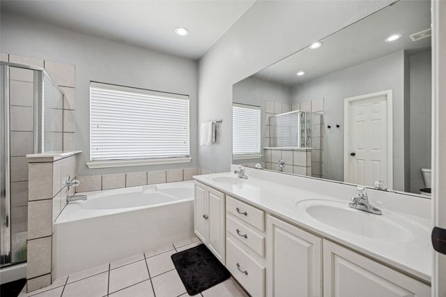507 Mattie Lane, Lake Dallas, TX 75065