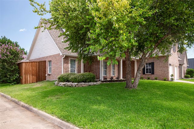 507 Mattie Lane, Lake Dallas, TX 75065