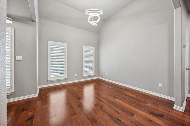 507 Mattie Lane, Lake Dallas, TX 75065