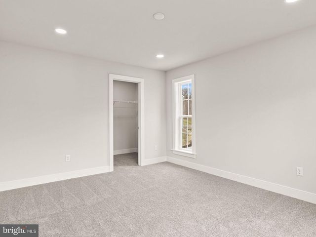 3107 OVERLOOK DR, Mechanicsburg, PA 17055