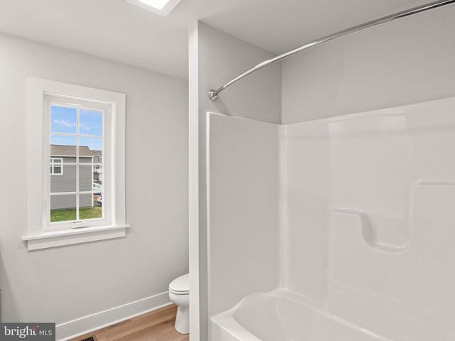 3107 OVERLOOK DR, Mechanicsburg, PA 17055