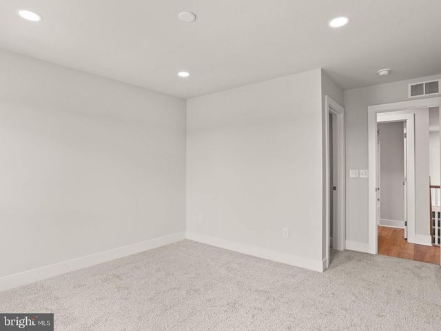 3107 OVERLOOK DR, Mechanicsburg, PA 17055