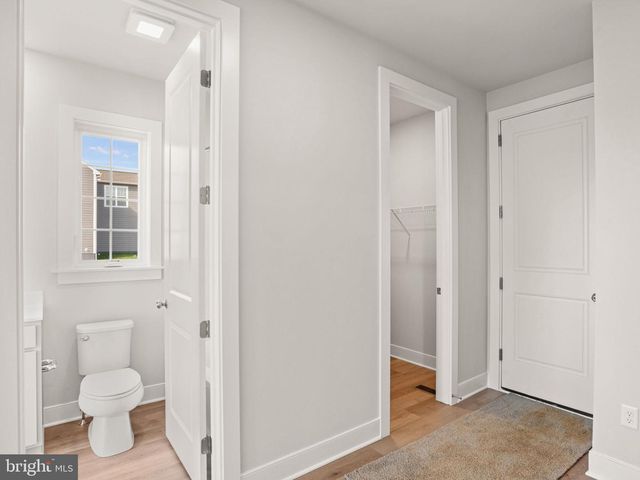 3107 OVERLOOK DR, Mechanicsburg, PA 17055