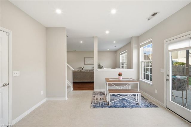 438 Shady Grove Court, Winston-salem, NC 27103