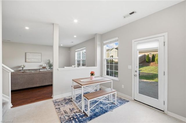 438 Shady Grove Court, Winston-salem, NC 27103