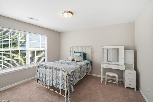 438 Shady Grove Court, Winston-salem, NC 27103