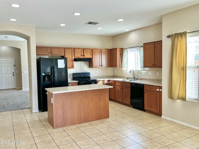 22183 W SHADOW Drive, Buckeye, AZ 85326