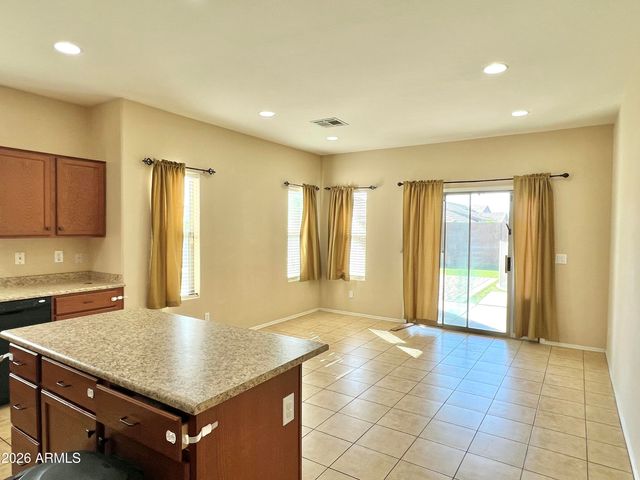 22183 W SHADOW Drive, Buckeye, AZ 85326