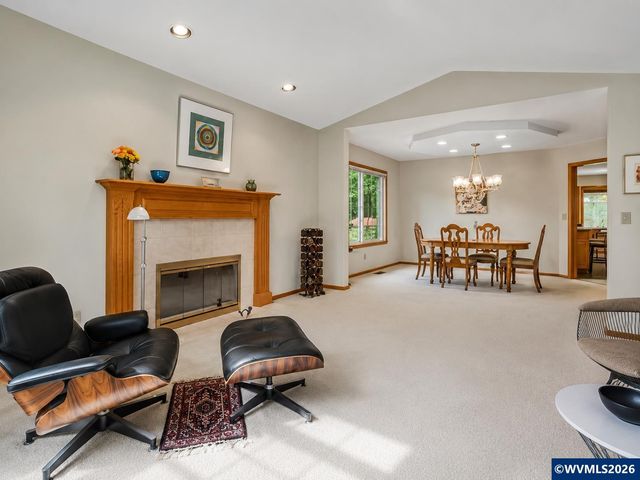 6047 Hogan Dr N, Keizer, OR 97303