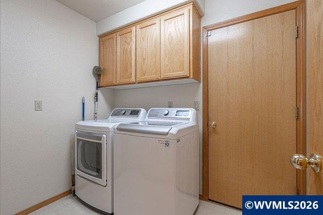 6047 Hogan Dr N, Keizer, OR 97303