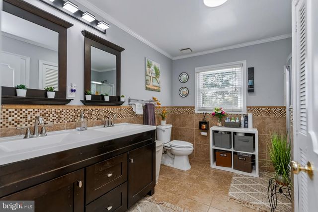 1505 FOREST LN, Woodbridge, VA 22191