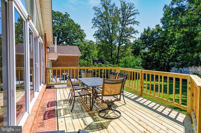 1505 FOREST LN, Woodbridge, VA 22191