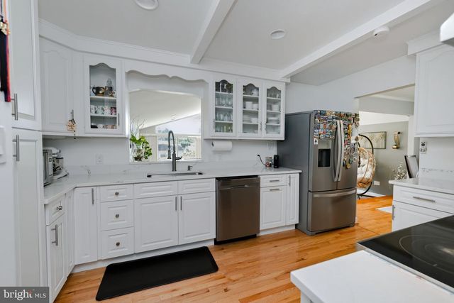 1505 FOREST LN, Woodbridge, VA 22191