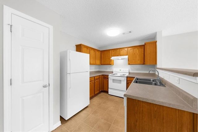 615 Chase Lane, Mcdonough, GA 30253