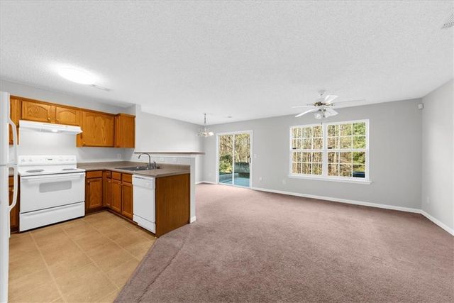 615 Chase Lane, Mcdonough, GA 30253