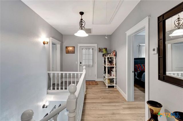 114 S WASHINGTON, El Campo, TX 77437