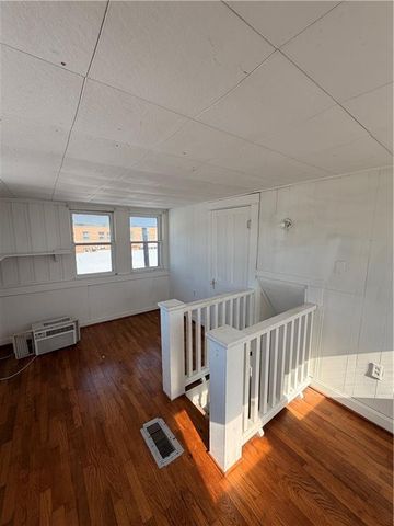 336 N 18th Street, Kansas City, KS 66102