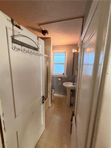 336 N 18th Street, Kansas City, KS 66102