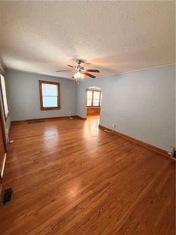 336 N 18th Street, Kansas City, KS 66102