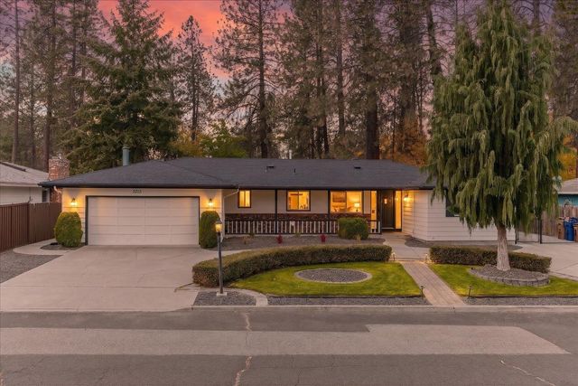 9715 N Woodridge Dr, Spokane, WA 99208 property photo