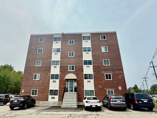 215 Winter St 4L, Weymouth, MA 02188
