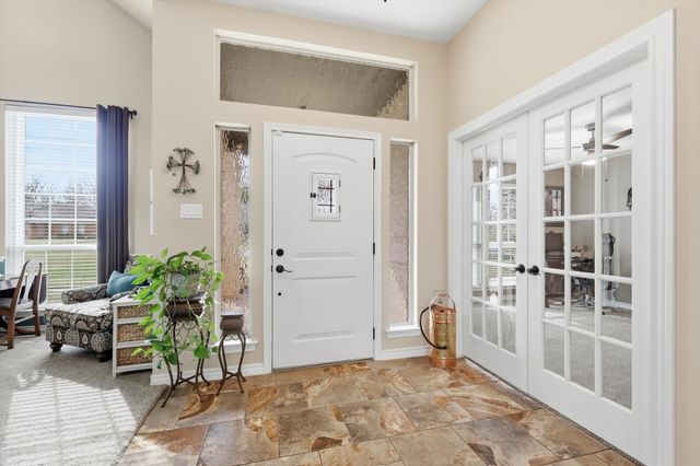 312 Lakeside Oaks Circle, Lakeside, TX 76135