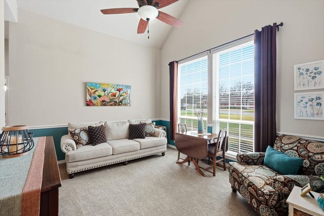 312 Lakeside Oaks Circle, Lakeside, TX 76135