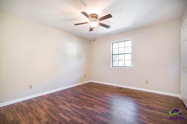 102 Pine Glen Court, Centerville, GA 31028