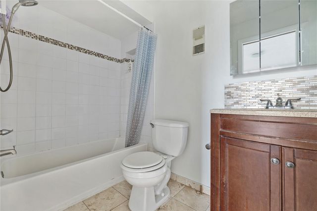 14414 REUTER STRASSE CIRCLE 212, Tampa, FL 33613