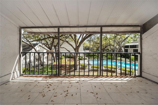 14414 REUTER STRASSE CIRCLE 212, Tampa, FL 33613