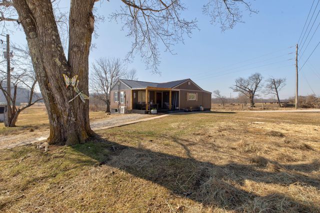 12625 Main Street, Jeffersonville, KY 40337