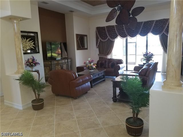 12501 Fairmont DR, Fort Myers, FL 33913