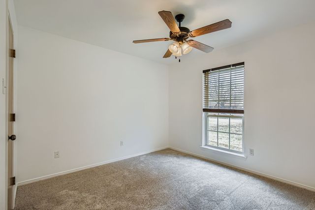 10405 Woodland Drive, Greenville, TX 75402