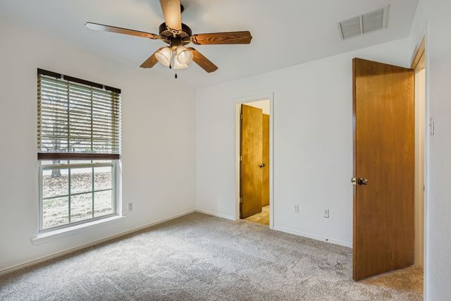 10405 Woodland Drive, Greenville, TX 75402