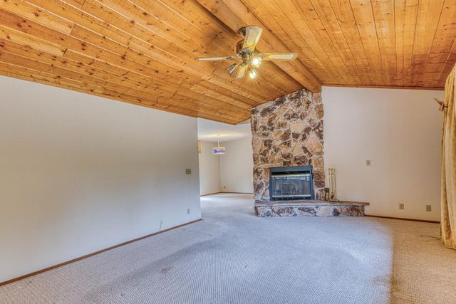19602 Brentwood Court, Salinas, CA 93907