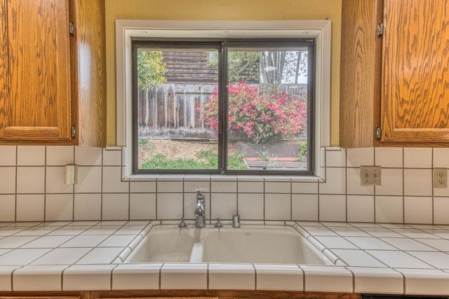 19602 Brentwood Court, Salinas, CA 93907