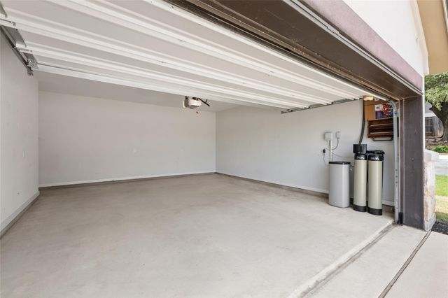 212 Panzano DR, Georgetown, TX 78628