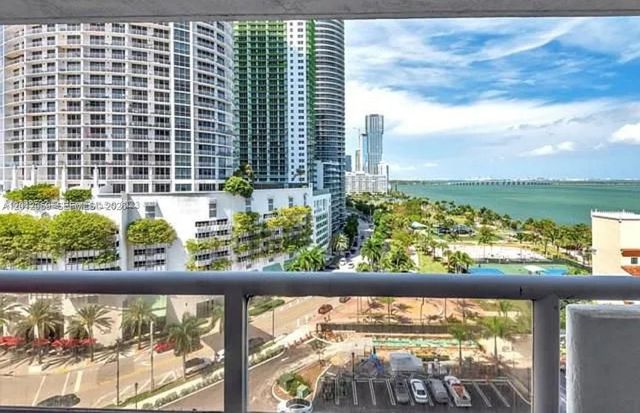 1717 N Bayshore Dr A1448, Miami, FL 33132