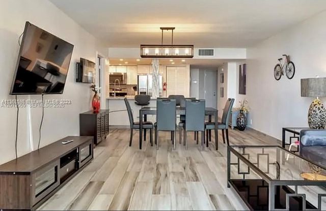 1717 N Bayshore Dr A1448, Miami, FL 33132