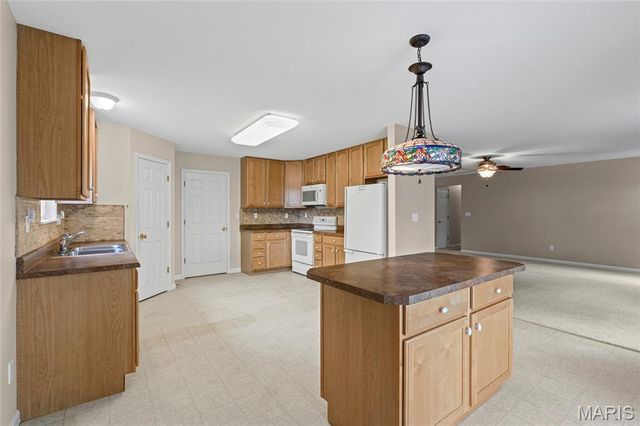 1703 Jacobs Pillow Drive, St Peters, MO 63376