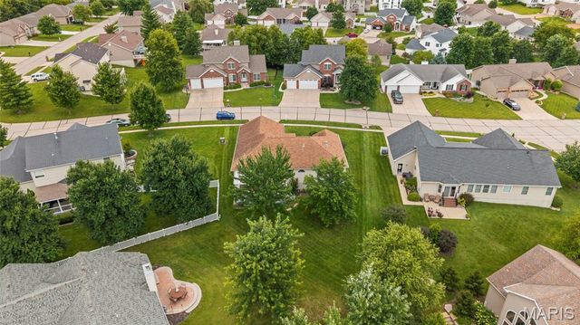 1703 Jacobs Pillow Drive, St Peters, MO 63376