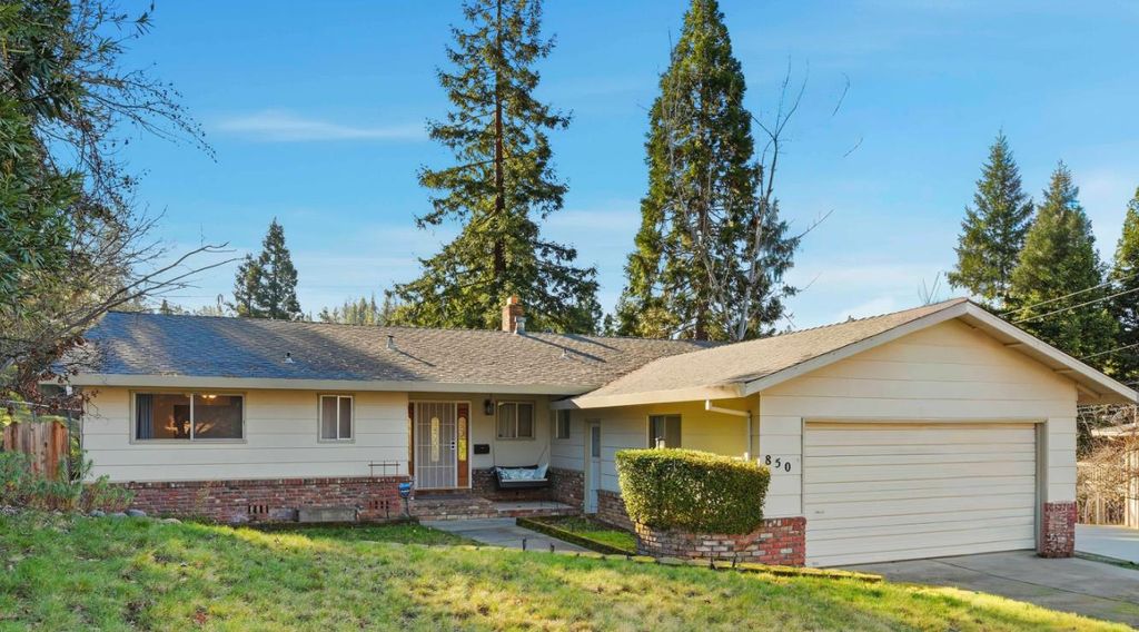 850 Blue Bell Ct, Placerville, CA 95667